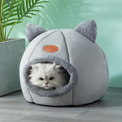 Plush Palace: The Cute Luxurious Cat Bed for Royal Comfort!